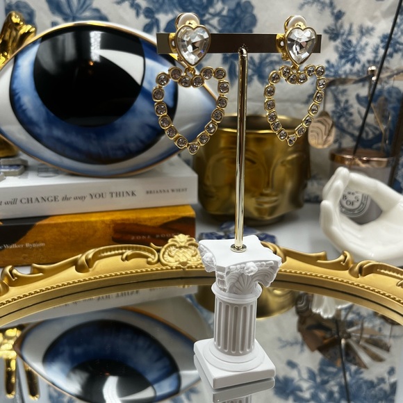 🆕 OSCAR DE LA RENTA 🧿 Crystal Heart Earrings 🪬 - Picture 11 of 16